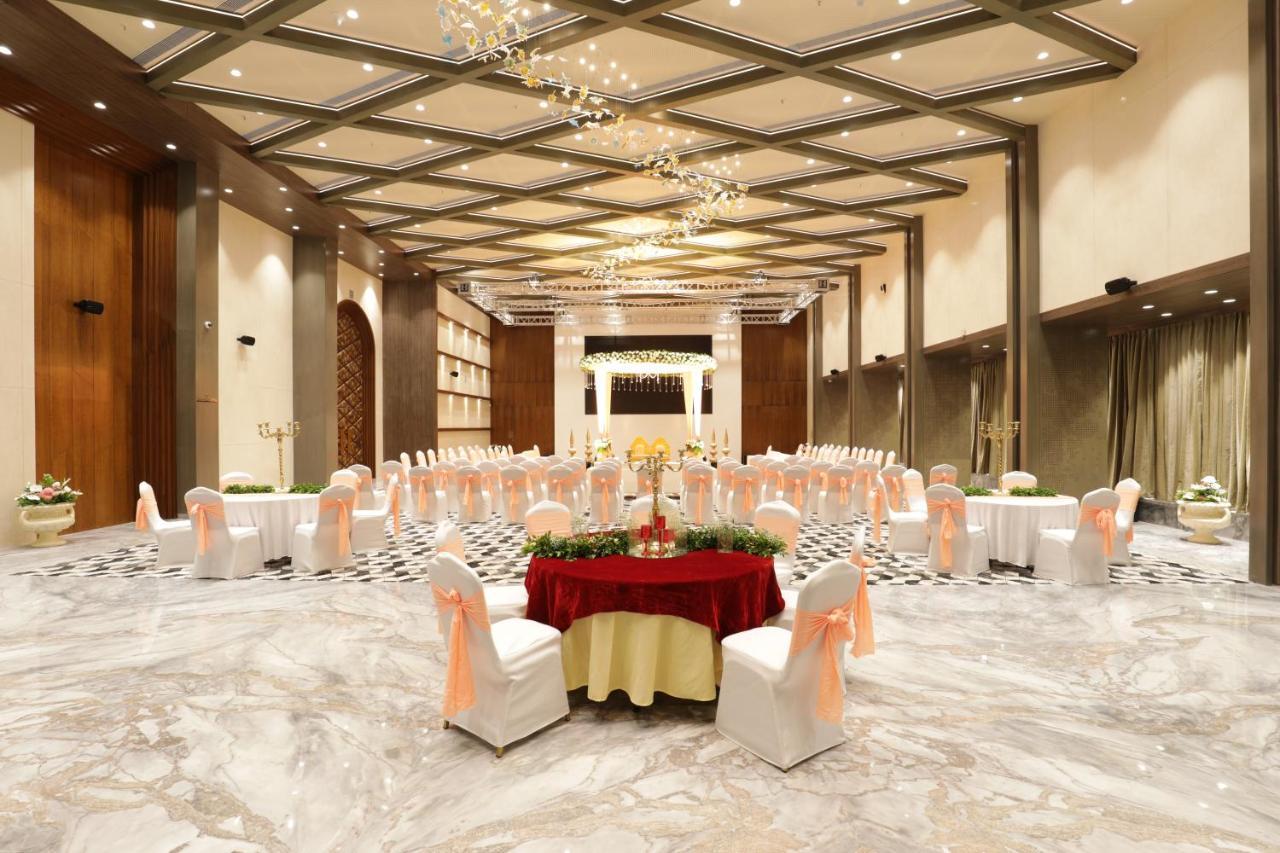 Tara Suns Hotel Vadodara