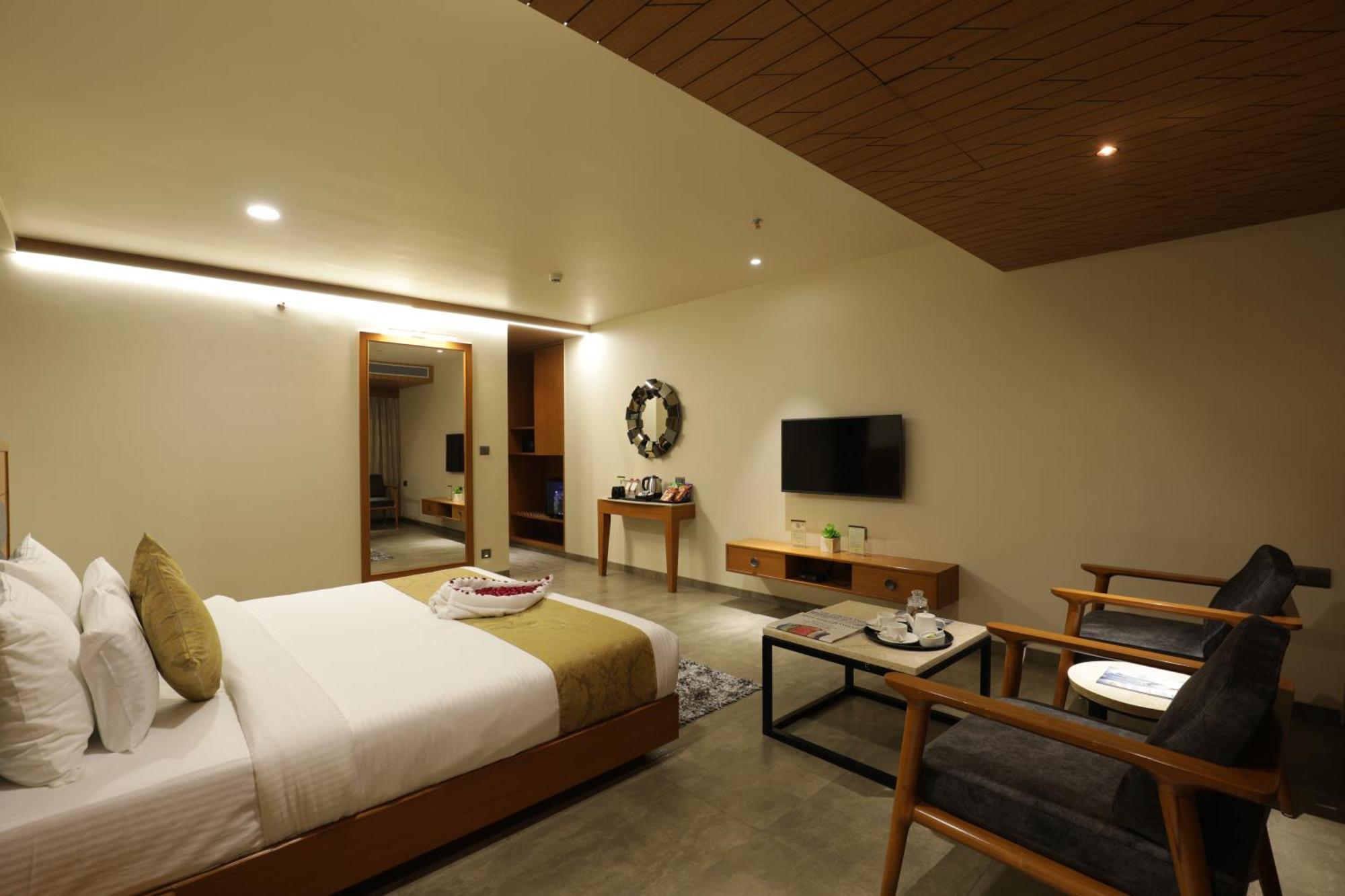 Hotel Tara Suns 4*